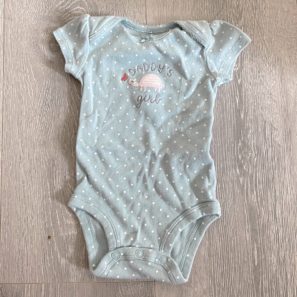 Carters daddy’s girl onesie (3m)